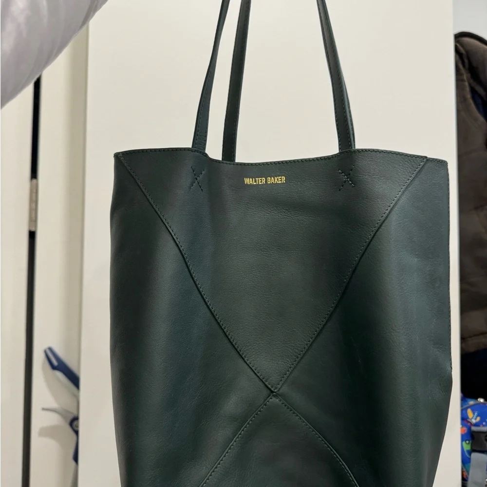 Walter Baker Green Leather Tote Bag - Picture 5 of 6